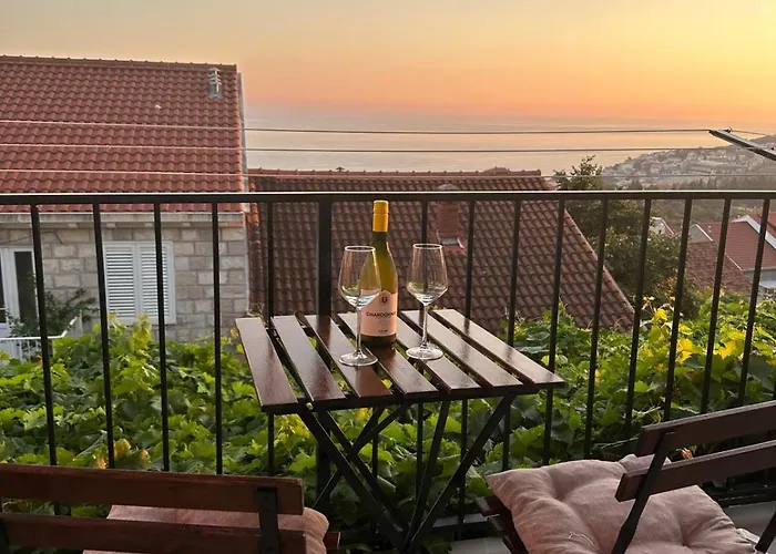Cozy Apartment Manuela In Dubrovnik With Apartment Sea View
