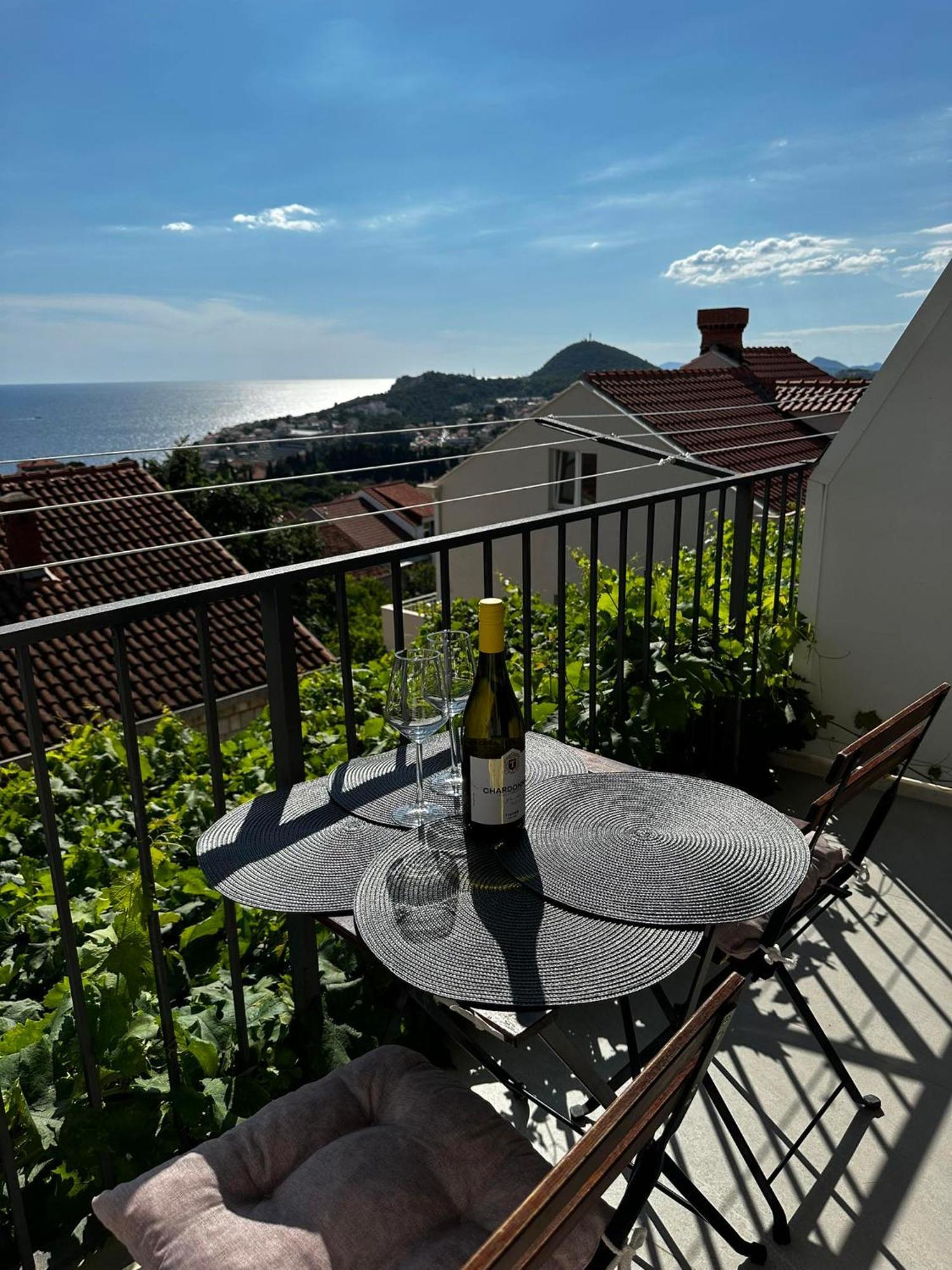 Cozy Manuela In With Sea View Apartment Dubrovnik